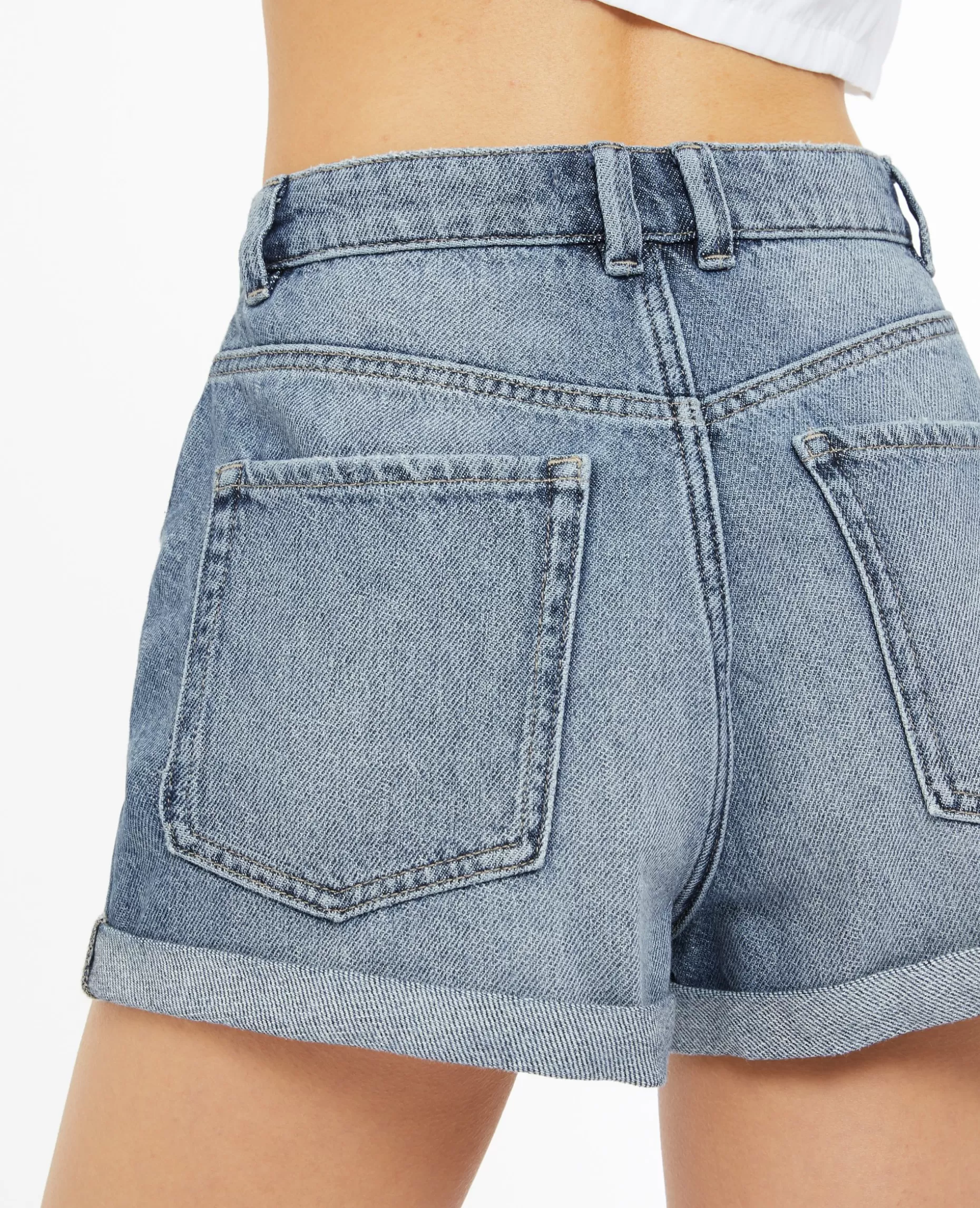 Sale Pimkie Short En Jean Loose Taille Haute Bas Roulottés - bleu